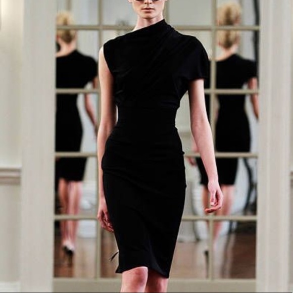 Victoria Beckham Dresses & Skirts - Victoria Beckham zip side black one shoulder dress